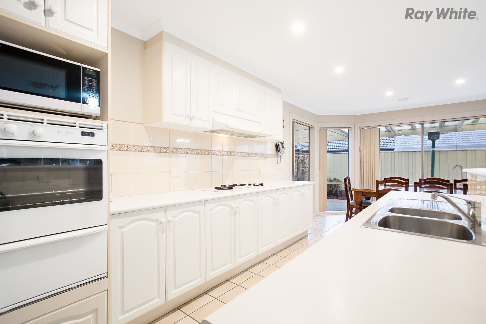 5 Conifer Place, Hillside VIC 3037, Hillside - Thumbnail 3