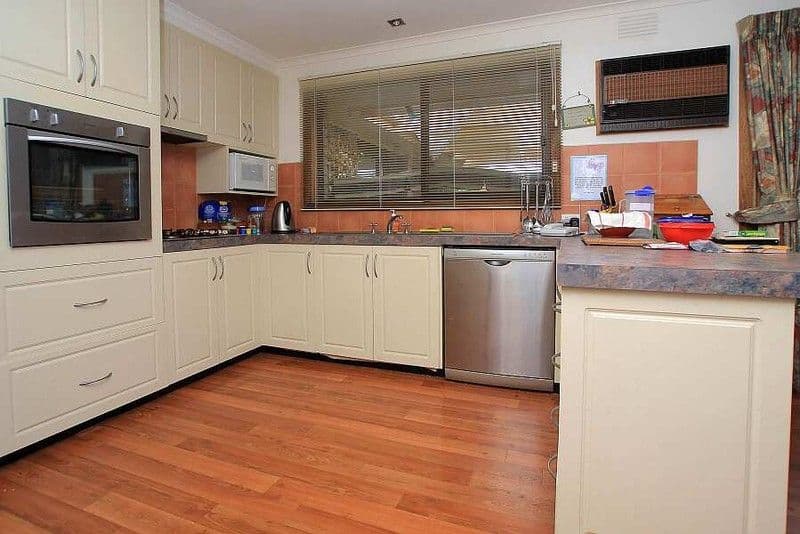 9 Nottingham Square, WANTIRNA VIC 3152, Wantirna - Thumbnail 2