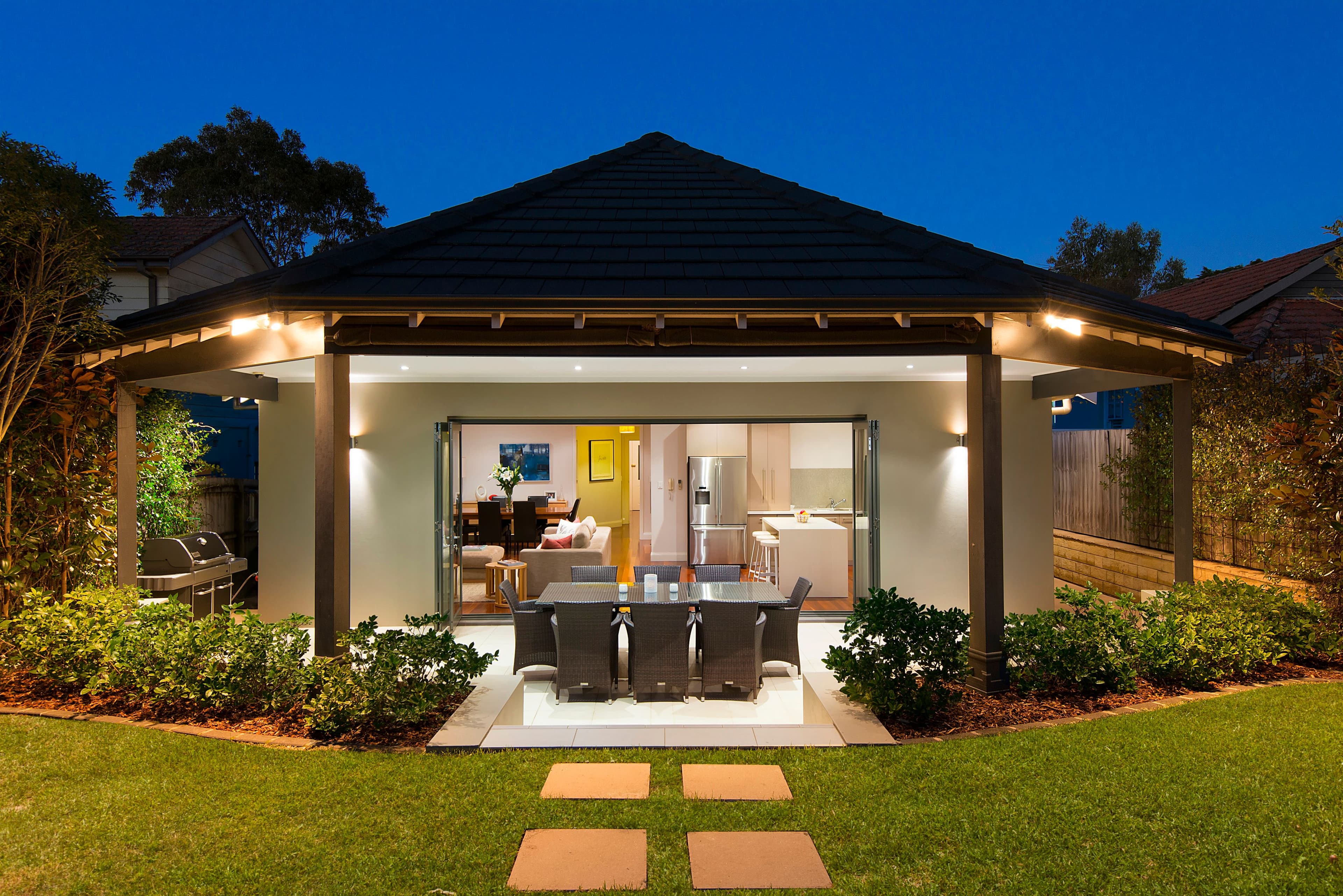 98 Eastern Valley Way, Willoughby - Thumbnail 2