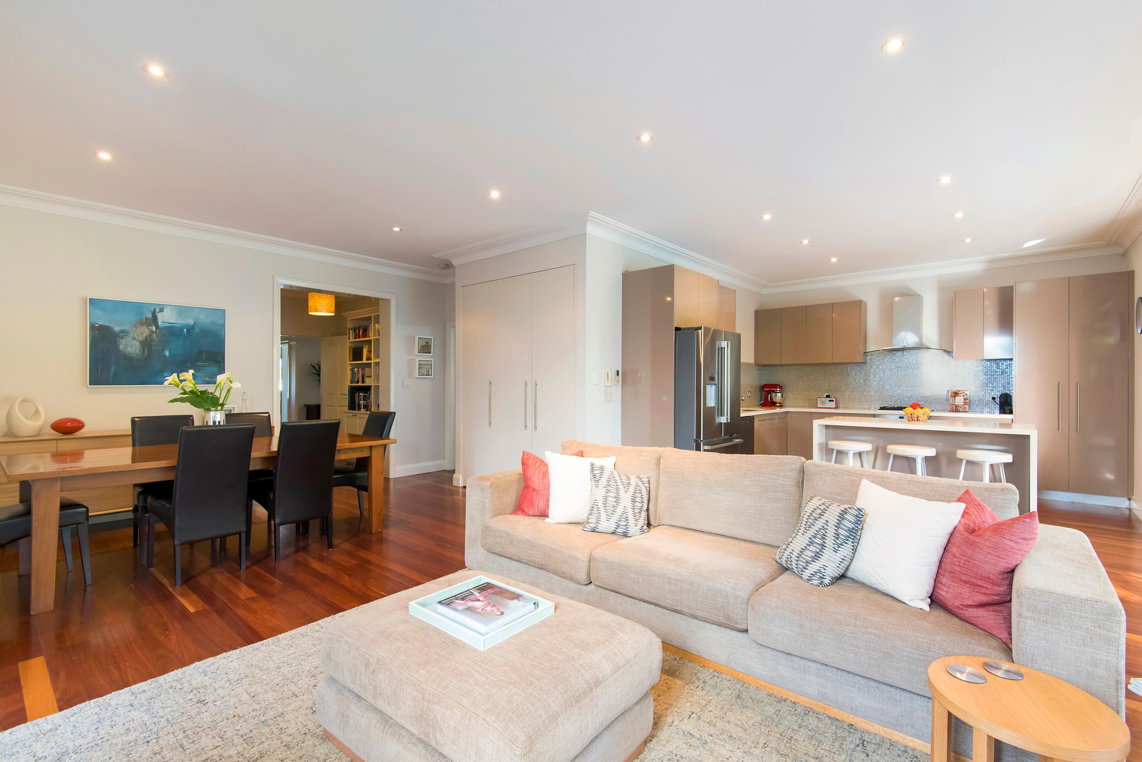 98 Eastern Valley Way, Willoughby - Thumbnail 3