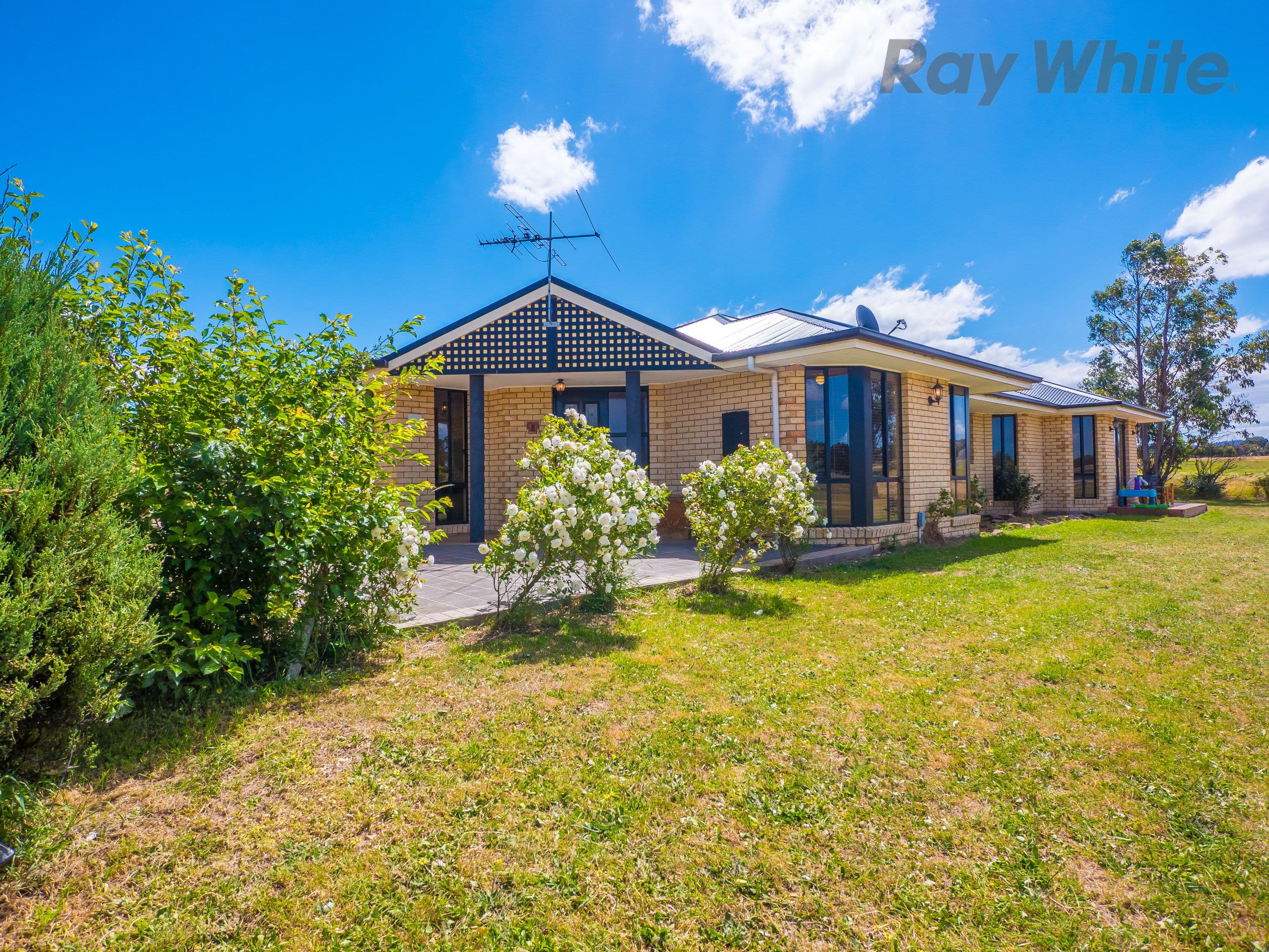 8 Lake Street, Oatlands TAS 7120, Oatlands - Image 1