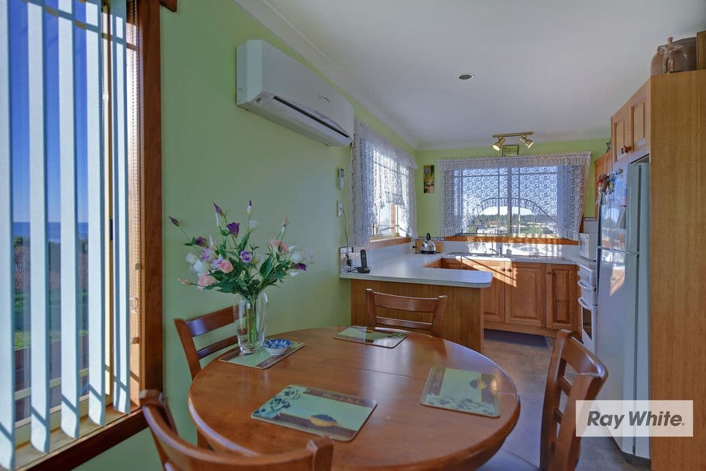 21 Abbott Street, Upper Burnie TAS 7320, Upper Burnie - Thumbnail 3