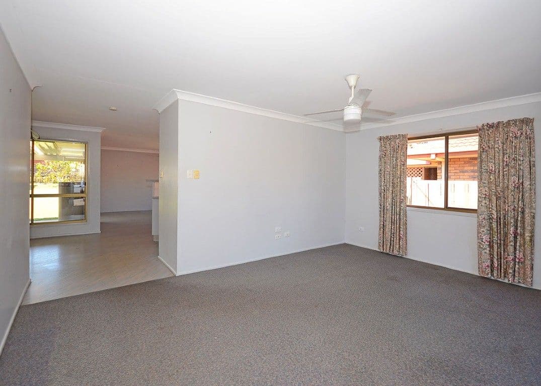 24 Hamer Drive, URANGAN QLD 4655, Urangan - Thumbnail 8