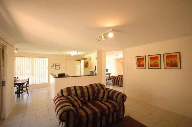 44 Lorraine Crescent, CENTENARY HEIGHTS QLD 4350, Centenary Heights - Thumbnail 3