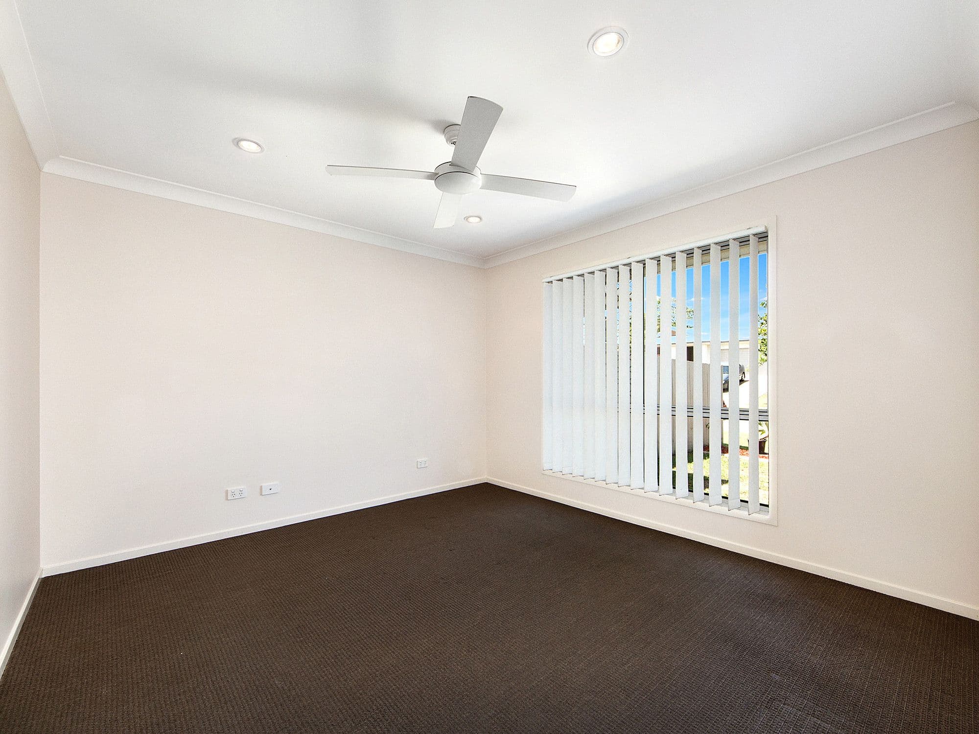 12 Jones Street, Coomera QLD 4209, Coomera - Thumbnail 6
