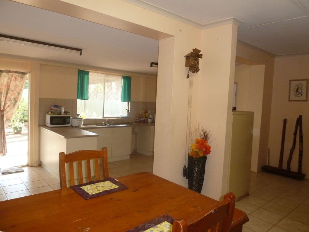 10 Campbell Terrace, KATHERINE NT 0850, Katherine South - Thumbnail 2