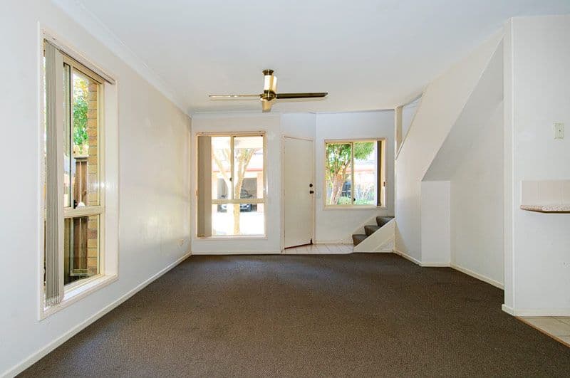 18 Daisy Hill Road, DAISY HILL QLD 4127, Daisy Hill - Thumbnail 8