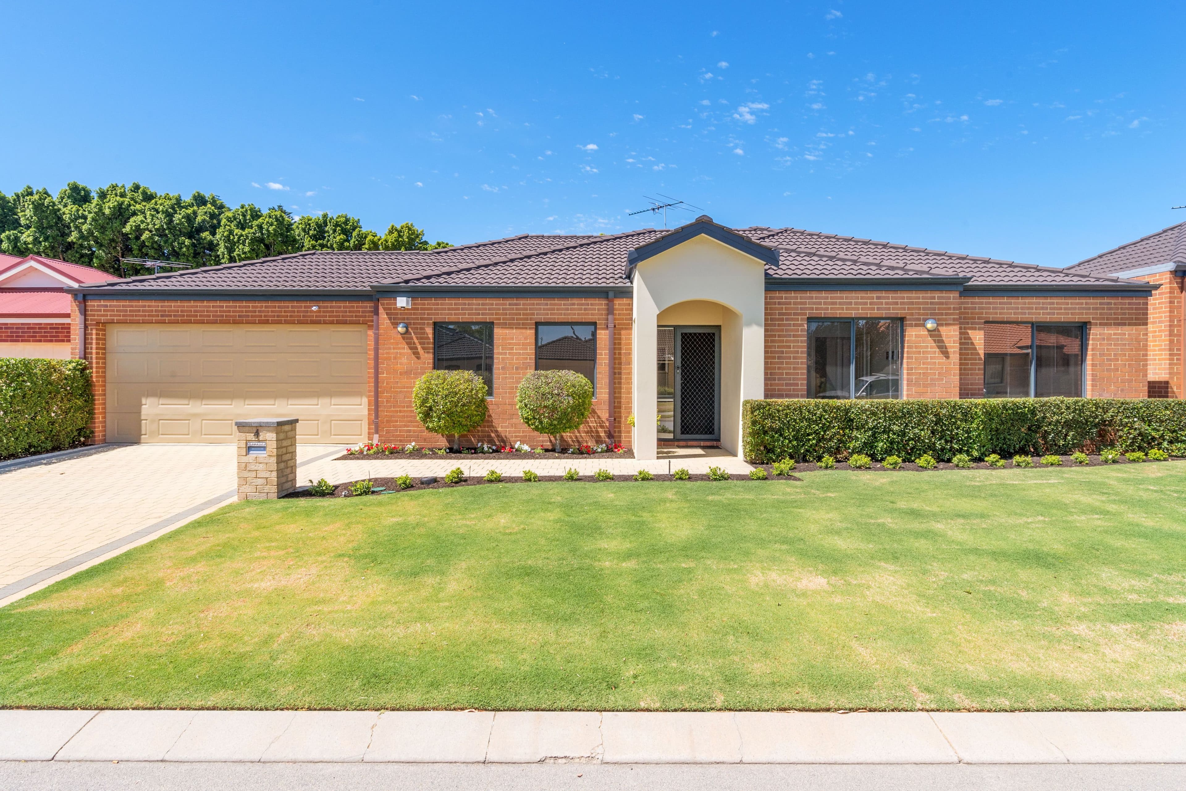 4 Lockeport Approach, Madeley WA 6065, Madeley - Image 1