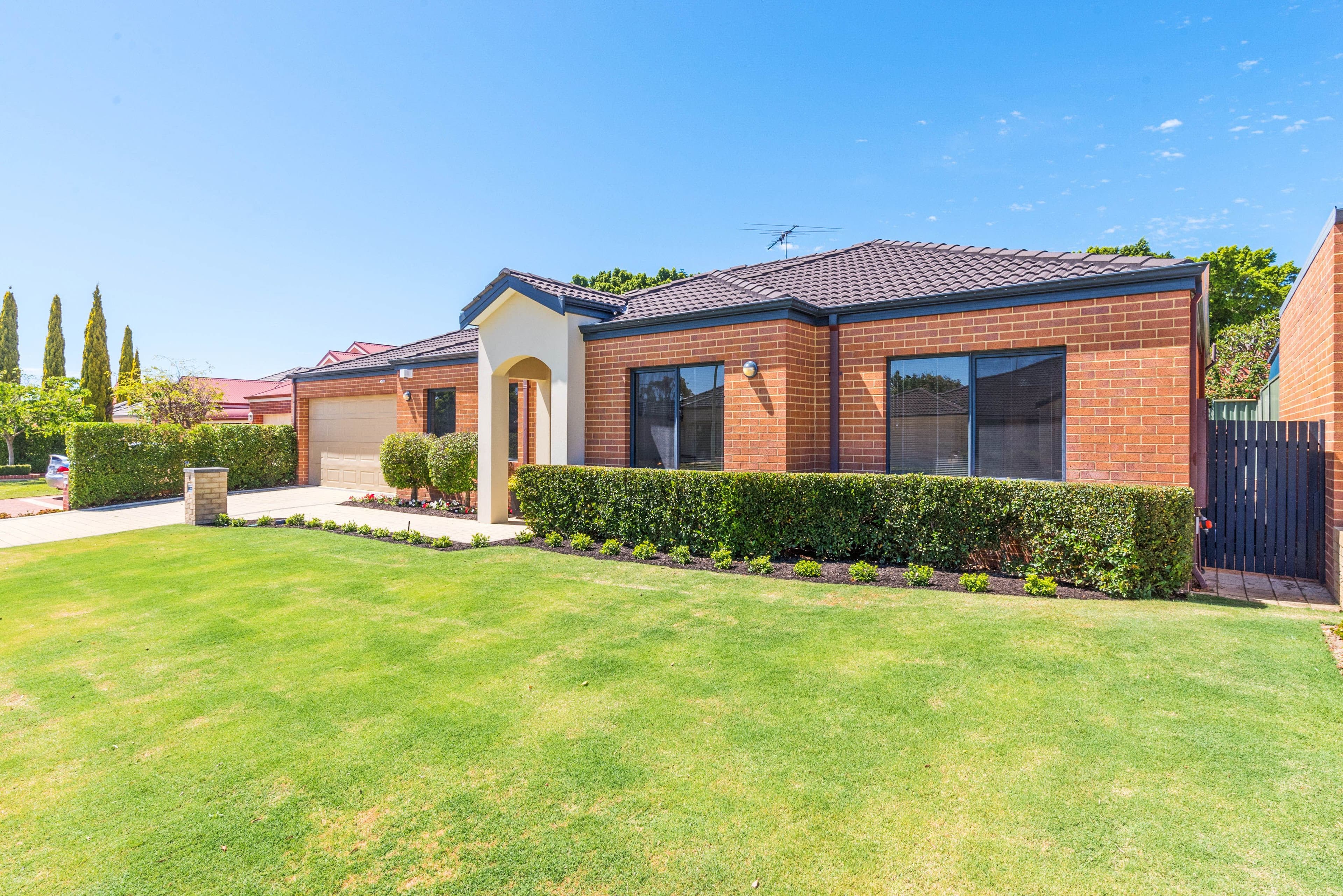 4 Lockeport Approach, Madeley WA 6065, Madeley - Thumbnail 2