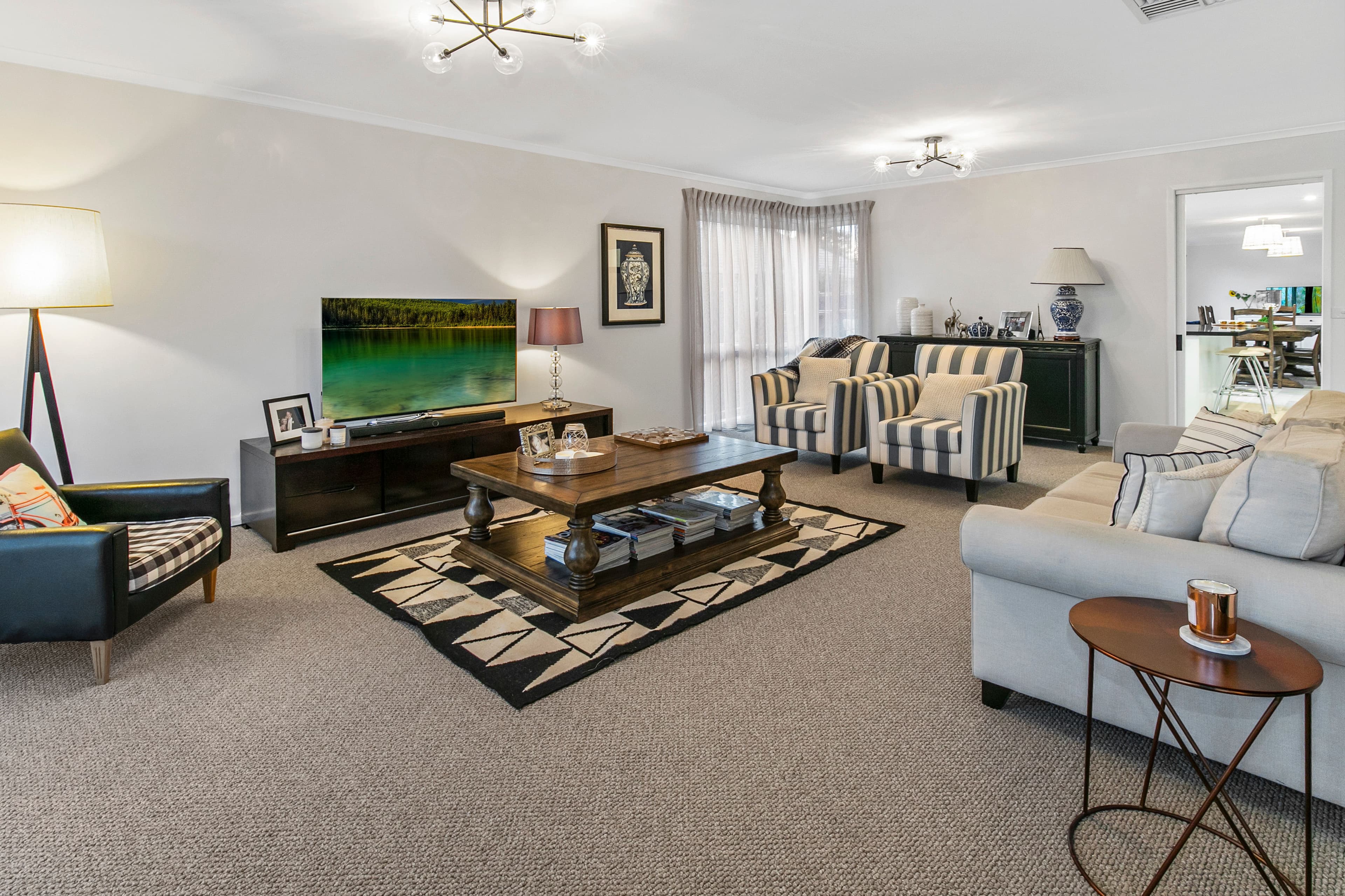 11 Hakea Drive, Mount Martha VIC 3934, Mount Martha - Thumbnail 2