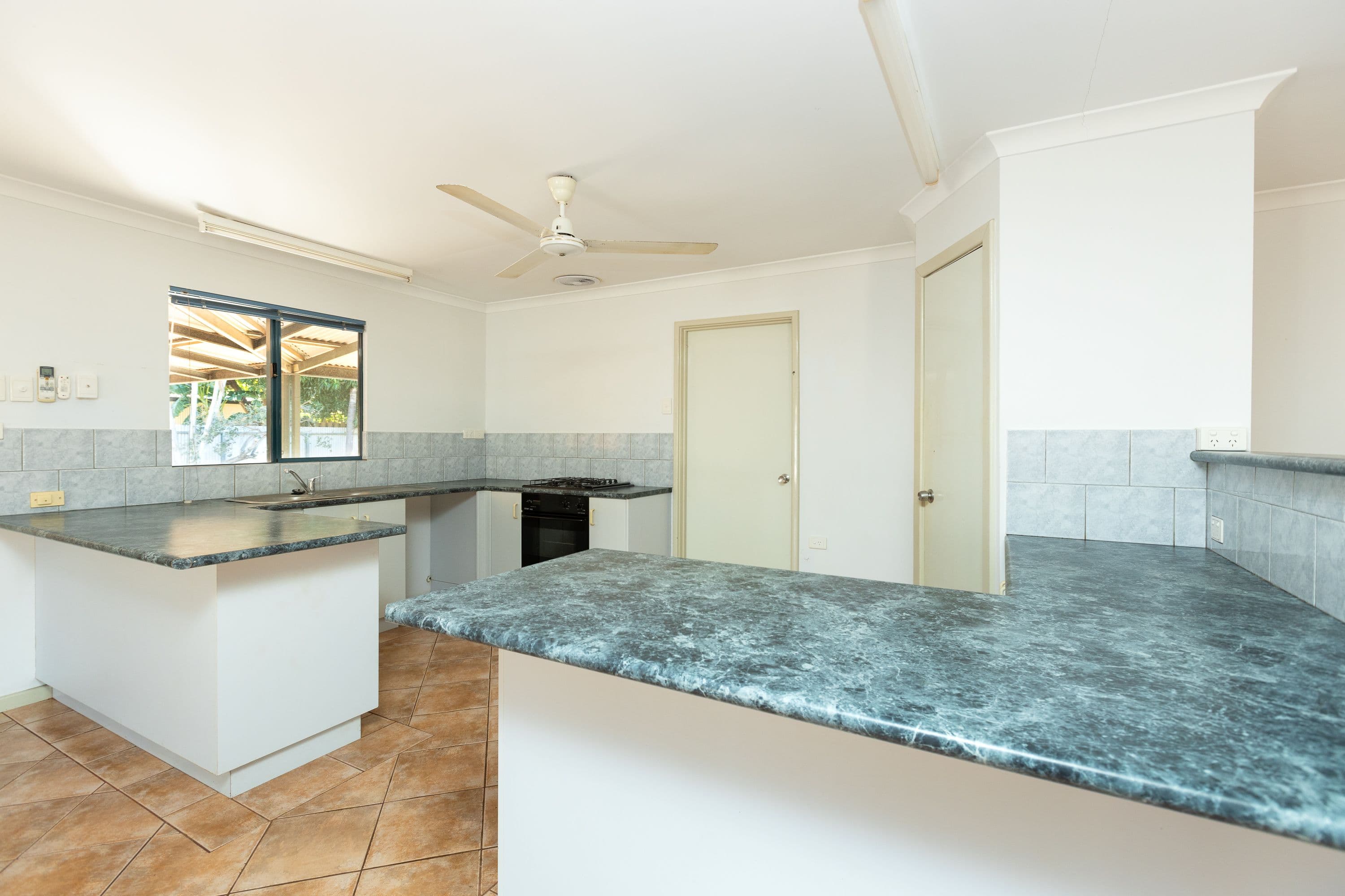 21 Greenshank Drive, Djugun WA 6725, Djugun - Thumbnail 8