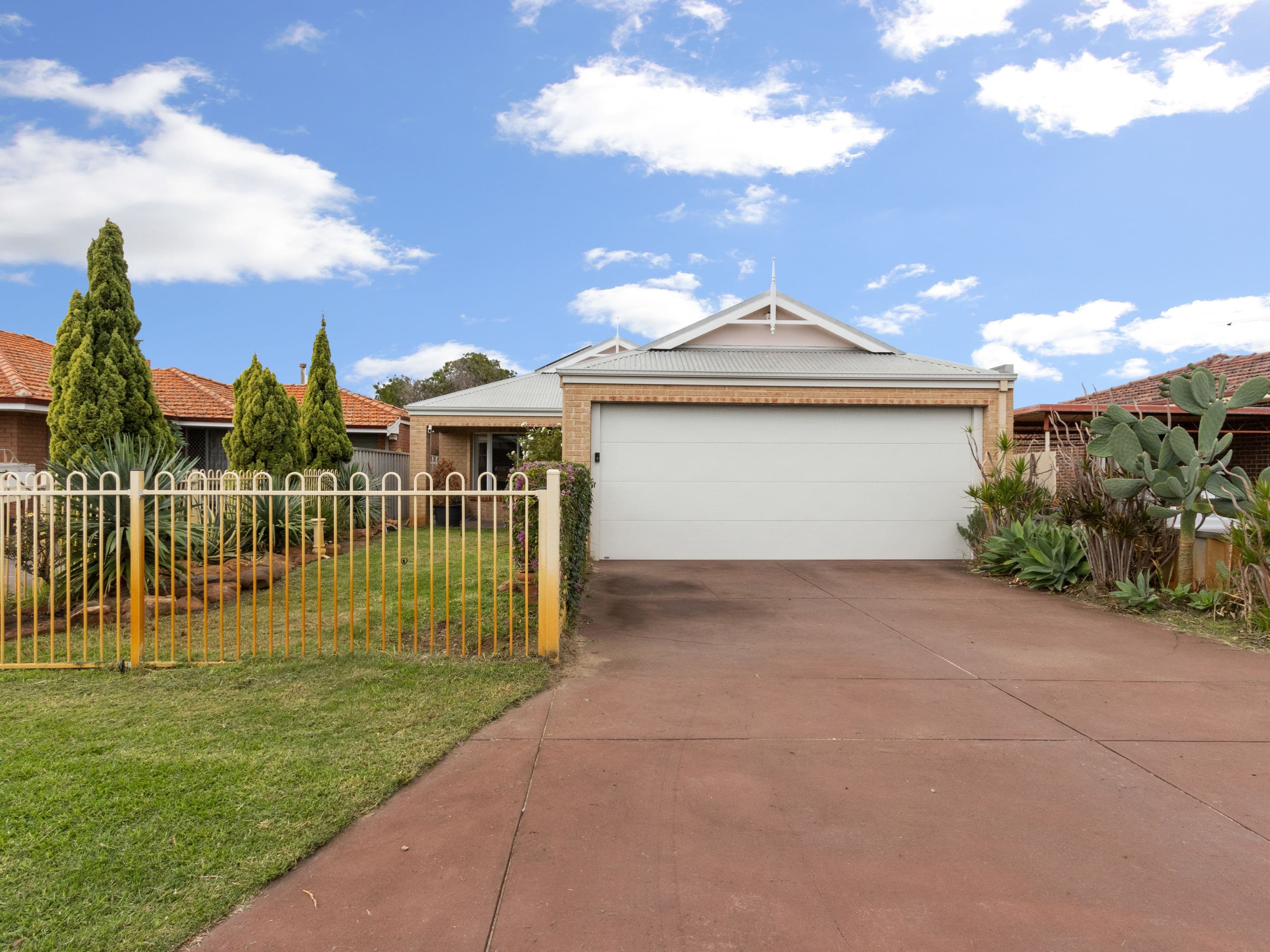 28 Derisleigh Street, Cannington WA 6107, Cannington - Image 1