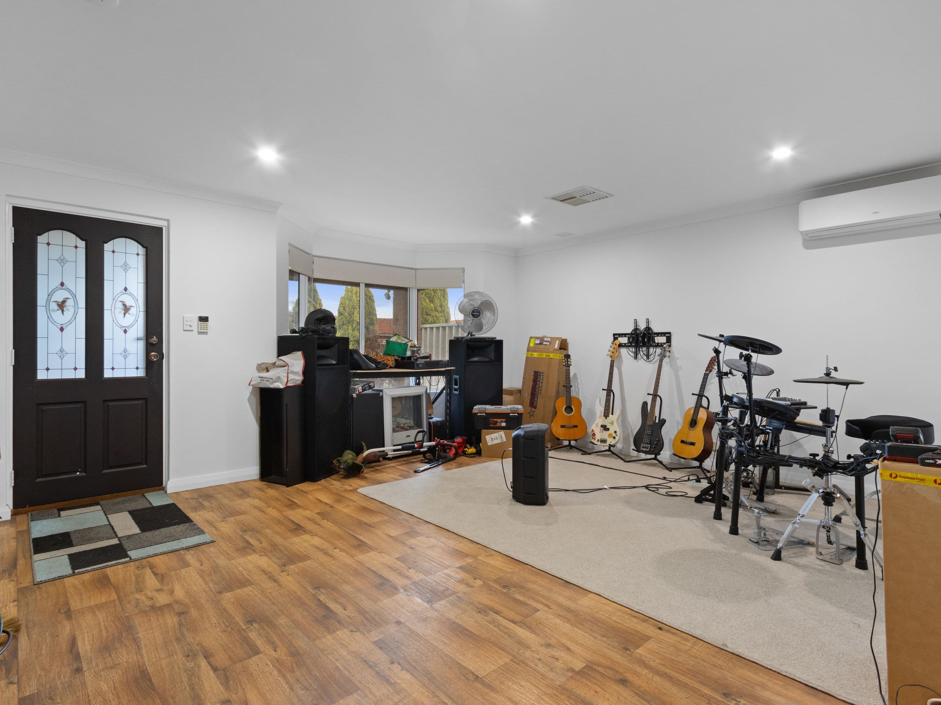 28 Derisleigh Street, Cannington WA 6107, Cannington - Thumbnail 3