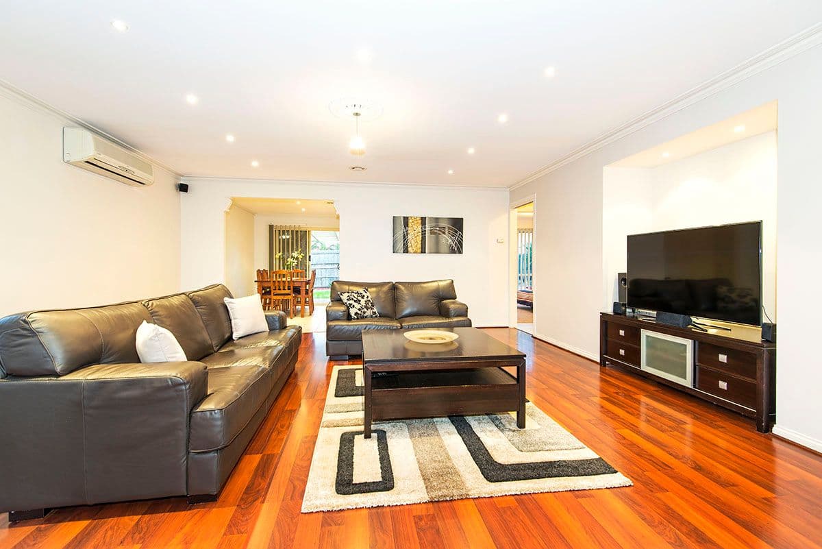 9 Avion Rise, SOUTH MORANG VIC 3752, South Morang - Thumbnail 2
