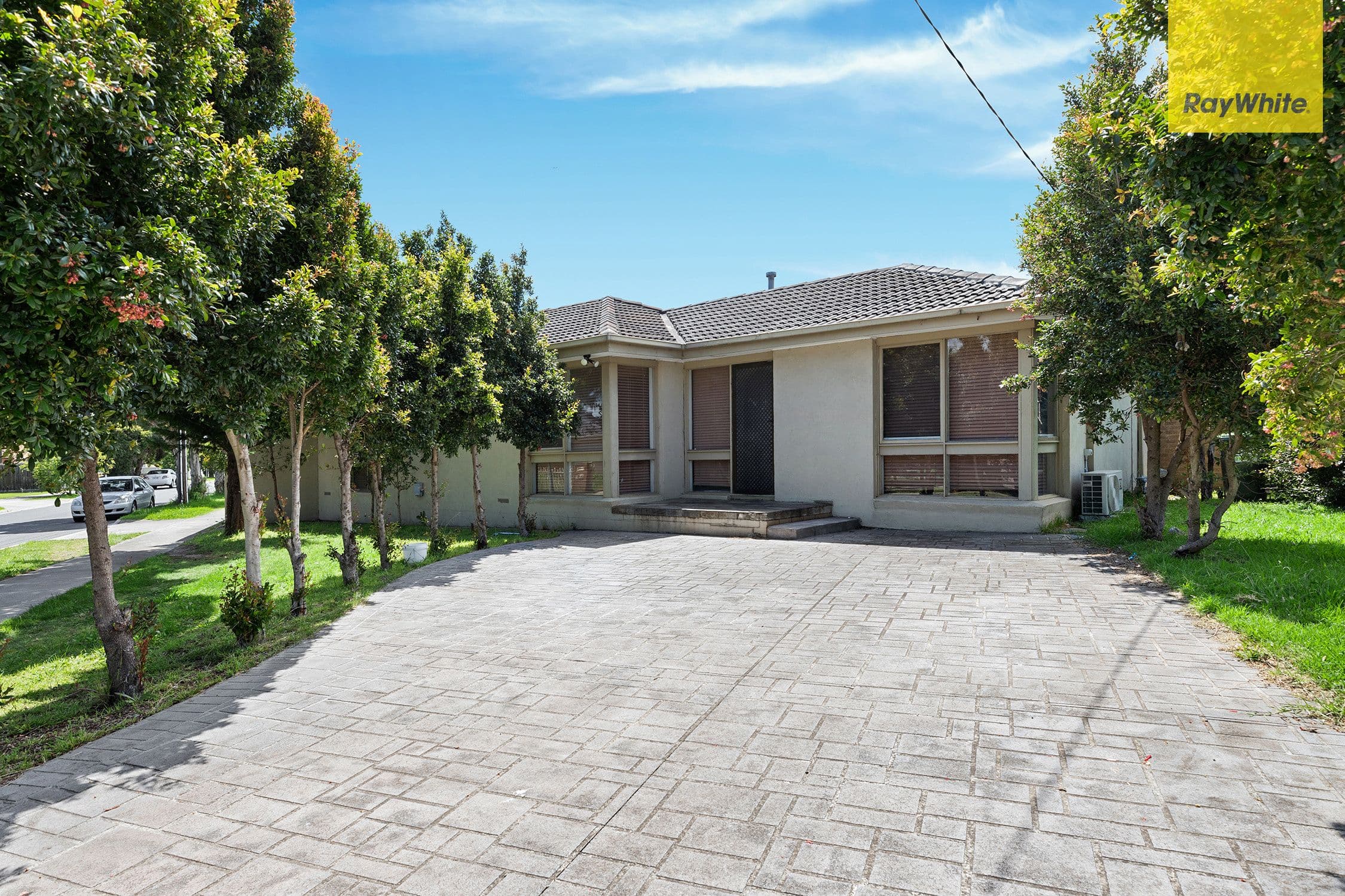 1 Garry Court, Kings Park VIC 3021, Kings Park - Image 1