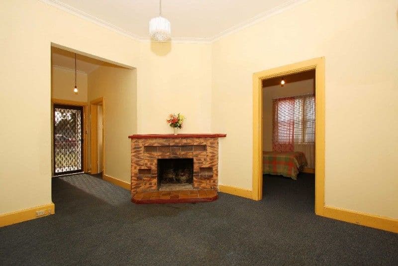 54 Orrong Avenue, RESERVOIR VIC 3073, Reservoir - Thumbnail 7