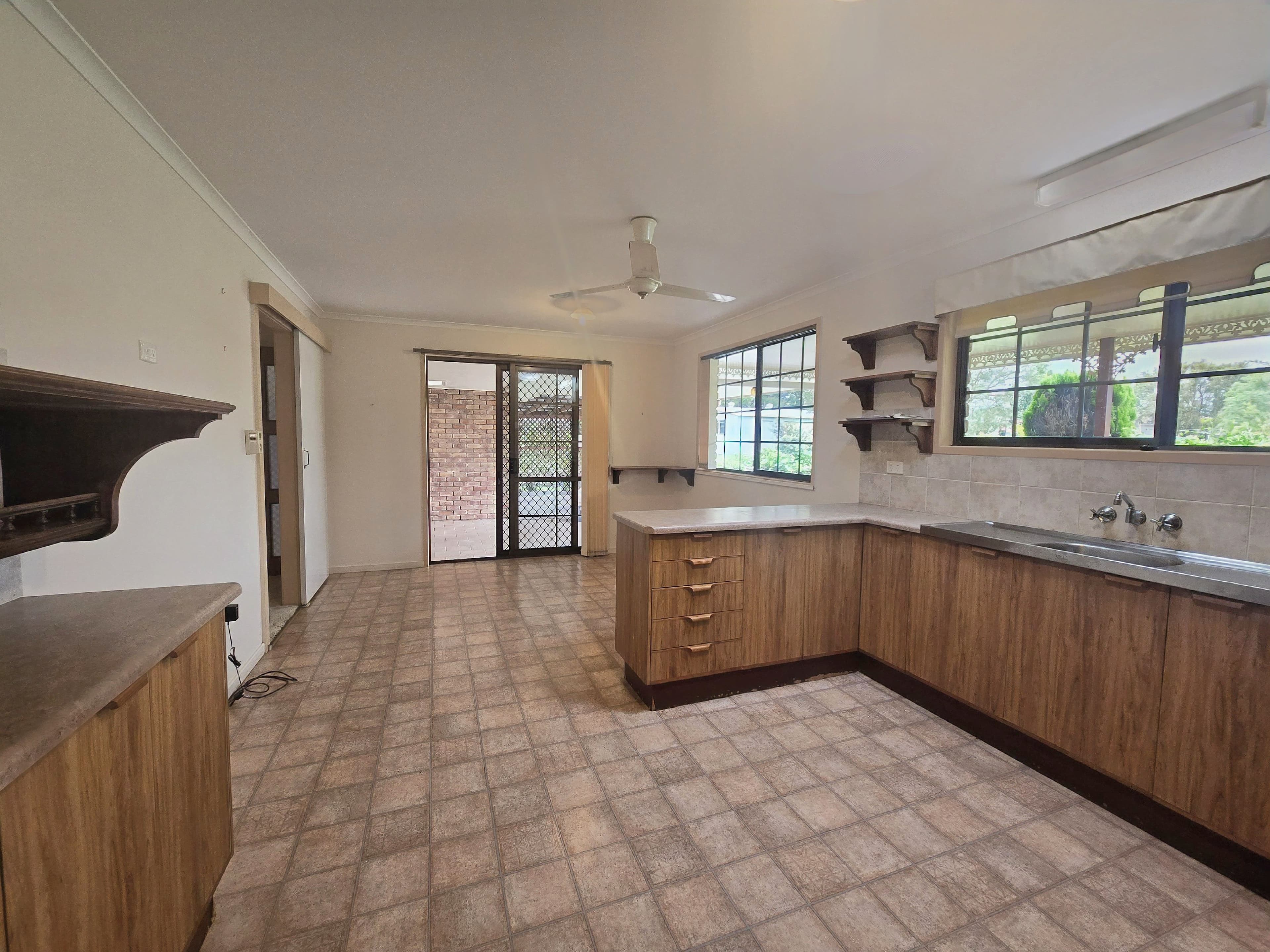 10 James Street, Crows Nest QLD 4355, Crows Nest - Thumbnail 2