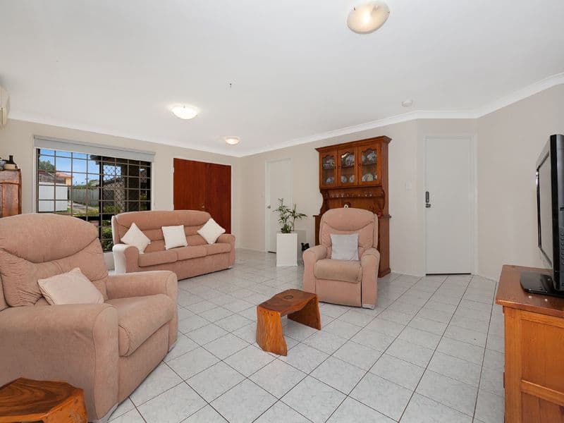 3 Sunningdale Street, OXLEY QLD 4075, Oxley - Thumbnail 2