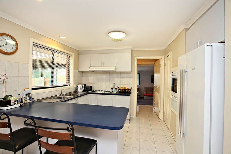 17 Shale Court, DELAHEY VIC 3037, Delahey - Thumbnail 2