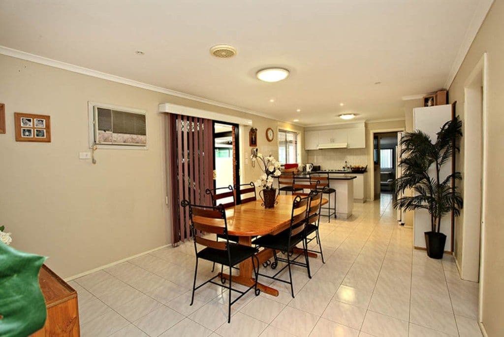 17 Shale Court, DELAHEY VIC 3037, Delahey - Thumbnail 3