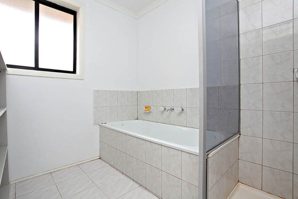 17 Shale Court, DELAHEY VIC 3037, Delahey - Thumbnail 6