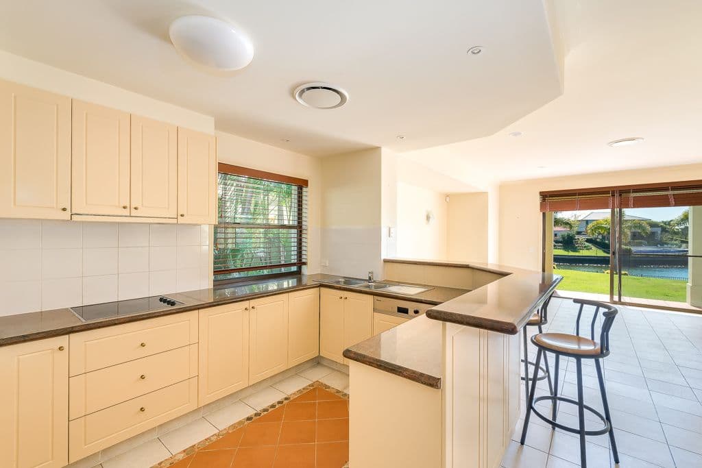 3104 Riverleigh Drive, Hope Island QLD 4212, Hope Island - Thumbnail 7