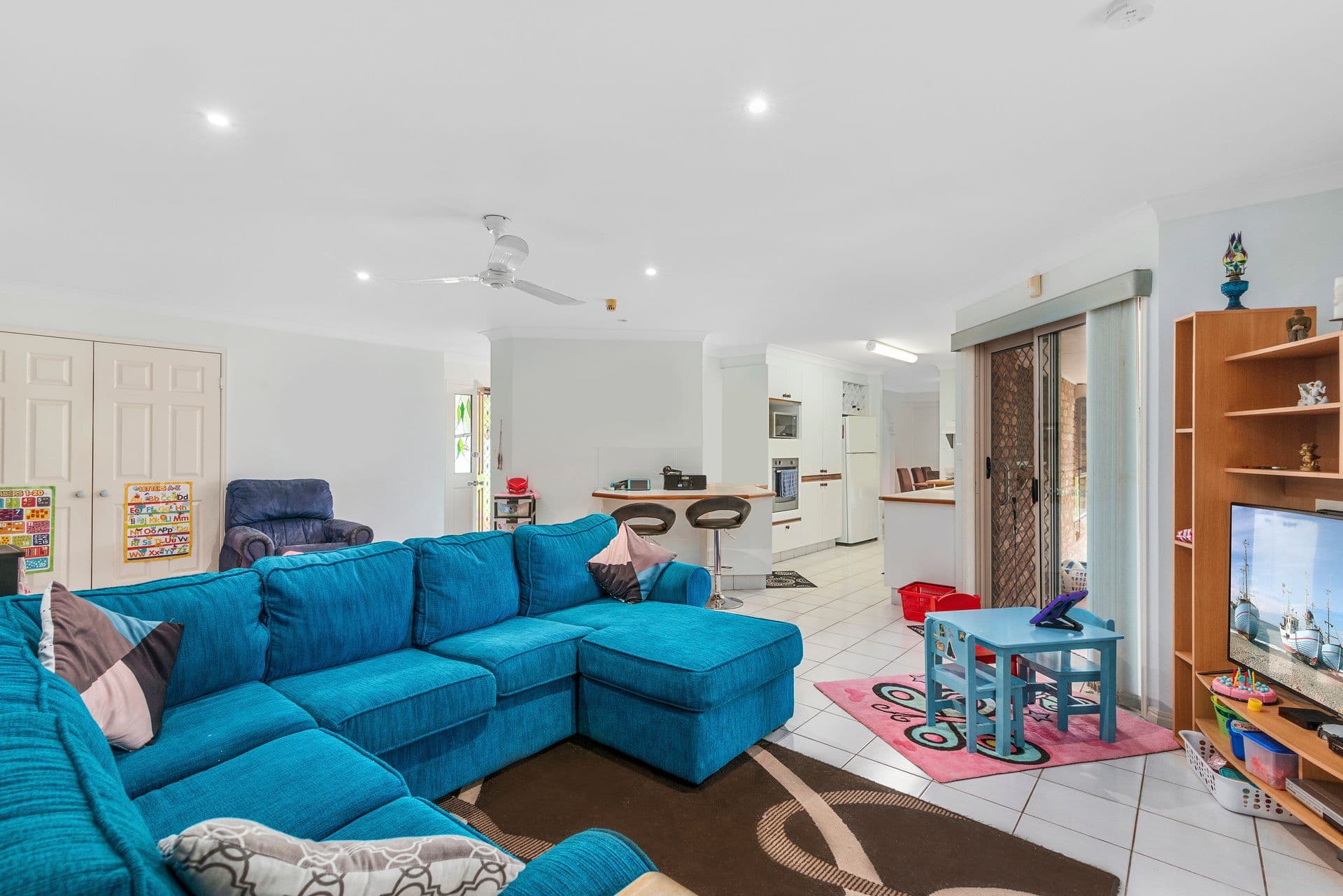 3 Border Drive, Currumbin Waters QLD 4223, Currumbin Waters - Thumbnail 2