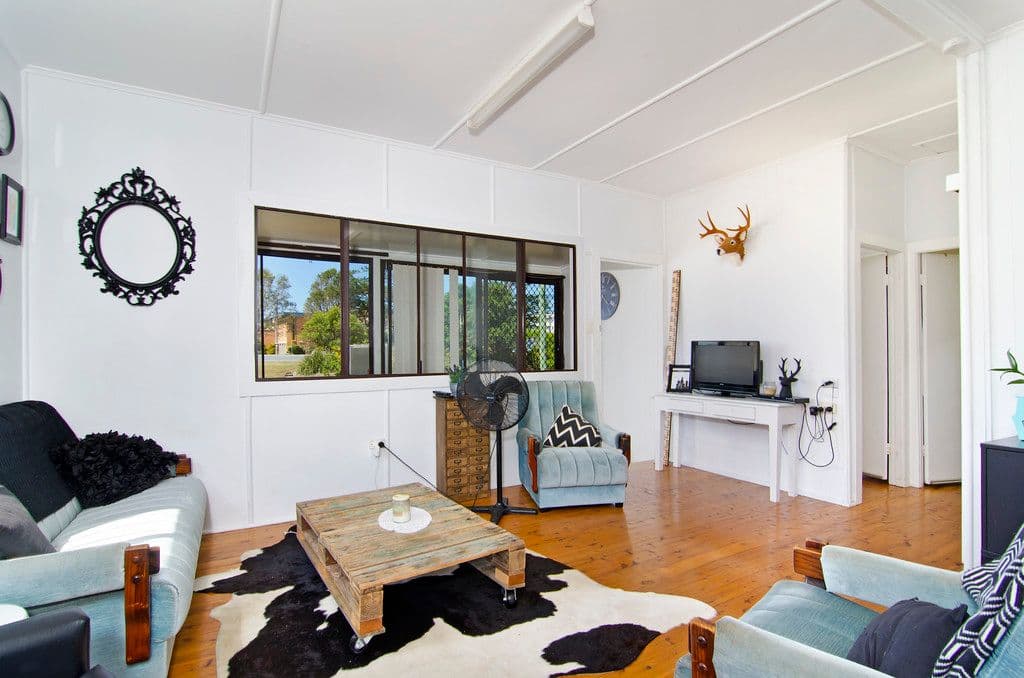 328 Coolangatta Road, TUGUN QLD 4224, Tugun - Thumbnail 2