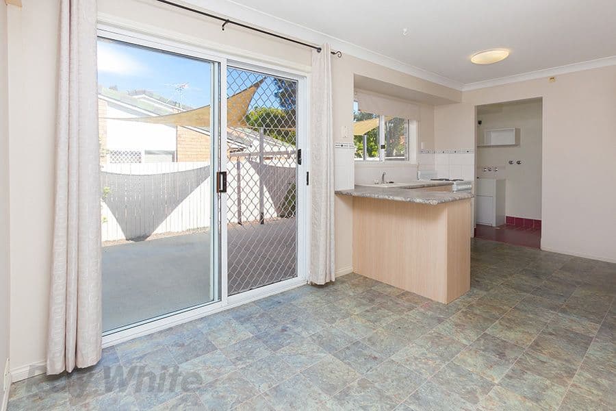2 Karnak Court, Camira QLD 4300, Camira - Thumbnail 4