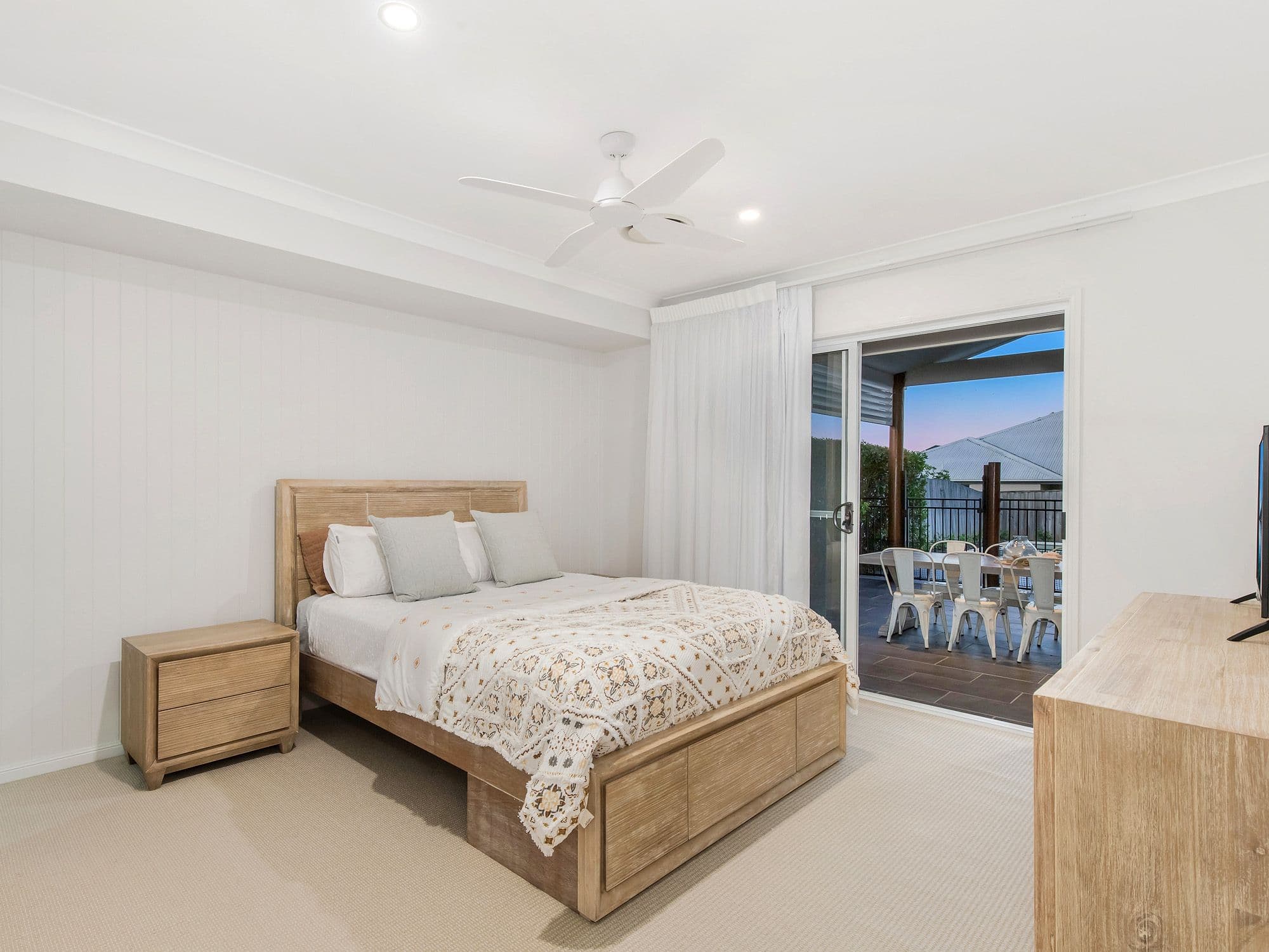 12 Hazelmere Crescent, Ormeau QLD 4208, Ormeau - Thumbnail 3