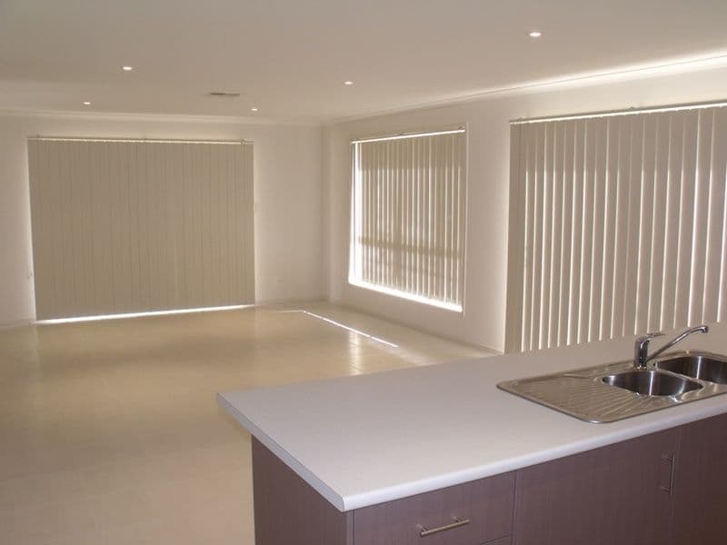 10 (Lot 30) Crown Court, MUNNO PARA WEST SA 5115, Munno Para West - Thumbnail 4