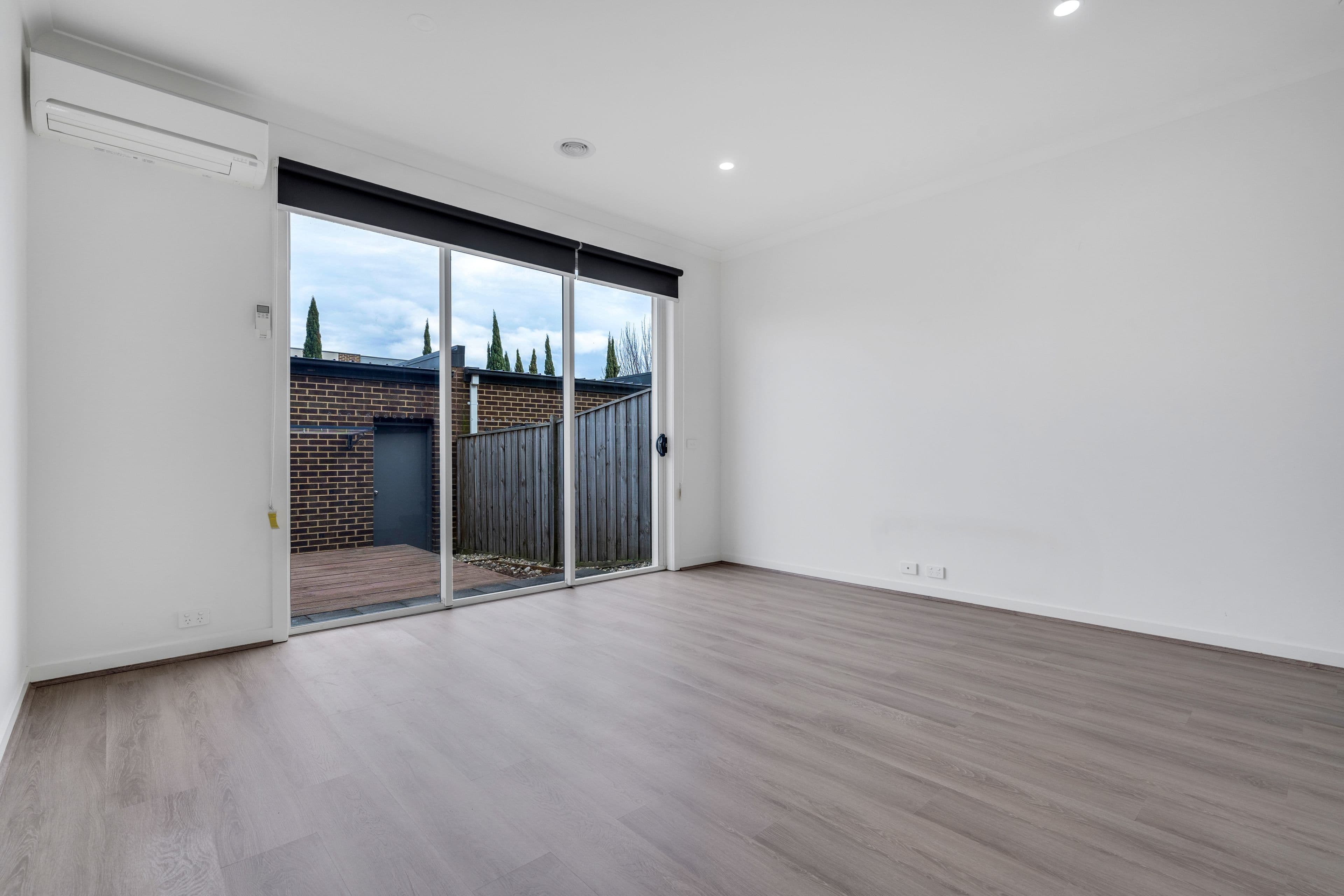 8 Toombal Place, Craigieburn VIC 3064, Craigieburn - Thumbnail 6