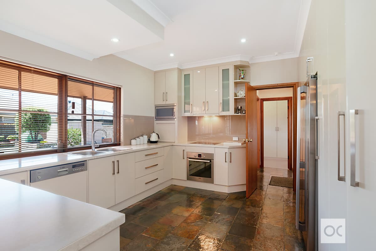 13 Pitcairn Grove, West Lakes - Thumbnail 4