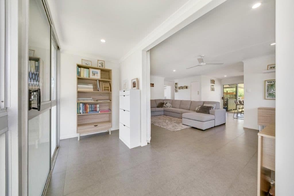 36 John Dory Drive, Toolooa QLD 4680, Toolooa - Thumbnail 2