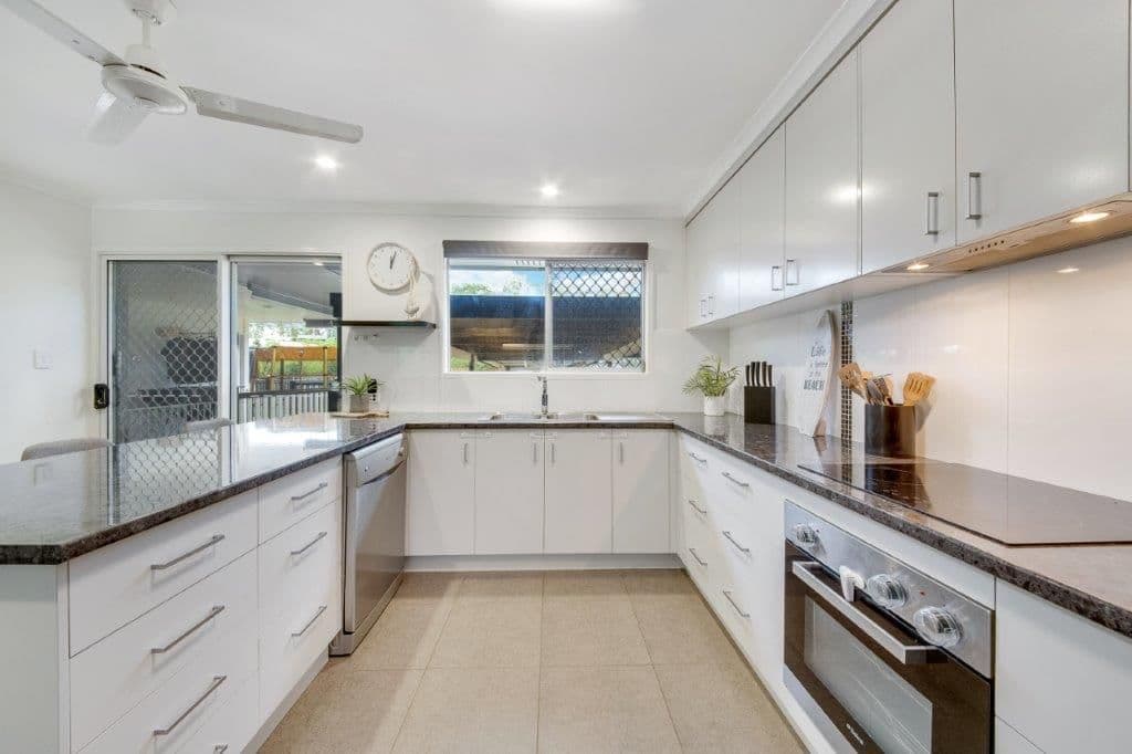 36 John Dory Drive, Toolooa QLD 4680, Toolooa - Thumbnail 6