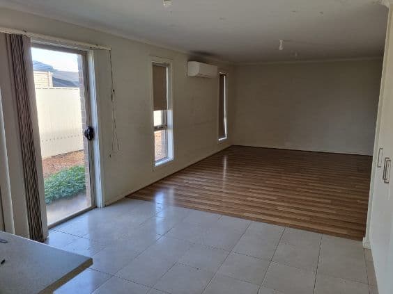 6 Callaghan Court, Whyalla Stuart SA 5608, Whyalla Stuart - Thumbnail 2