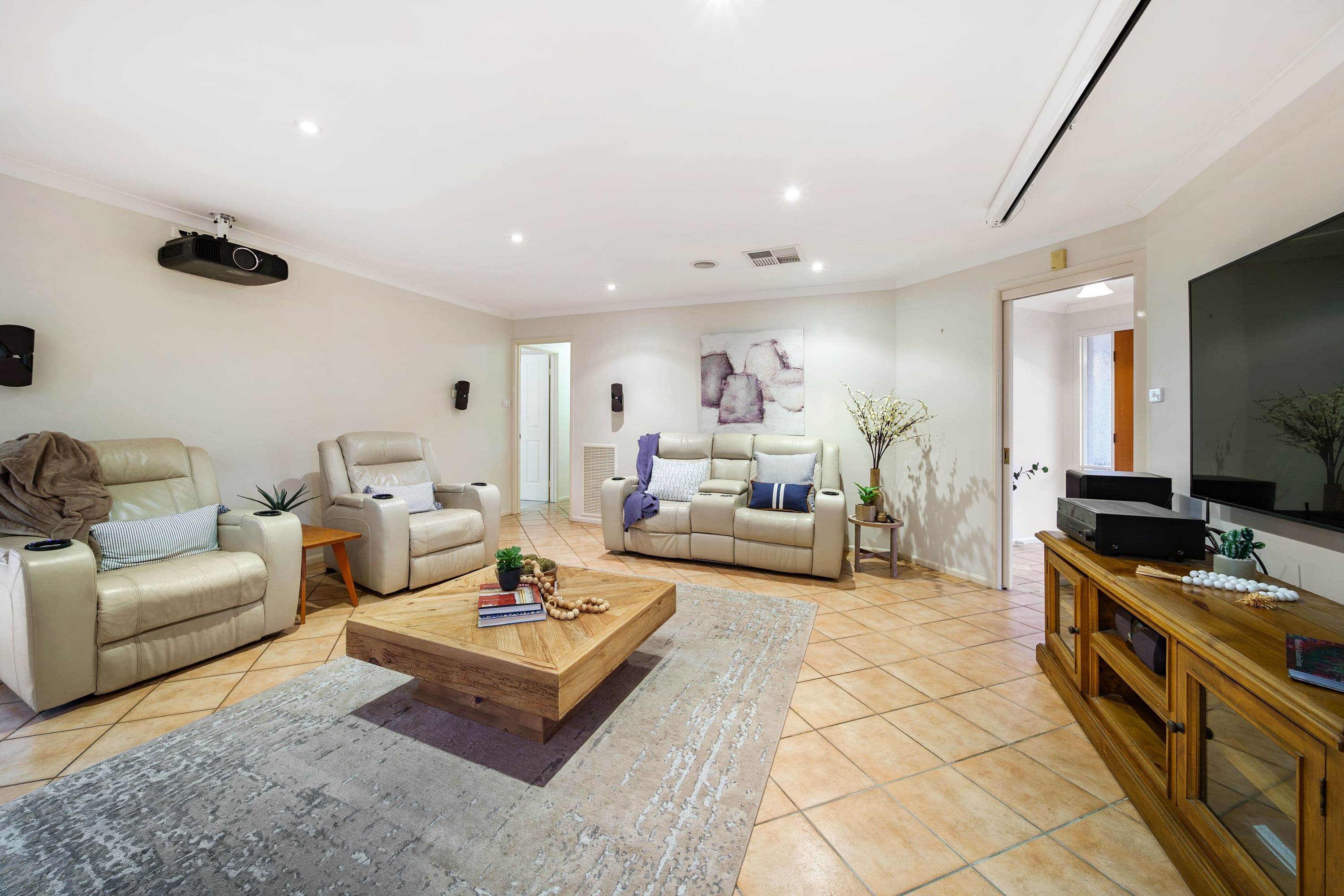 1 Proserpine Circuit, Amaroo ACT 2914, Amaroo - Thumbnail 7