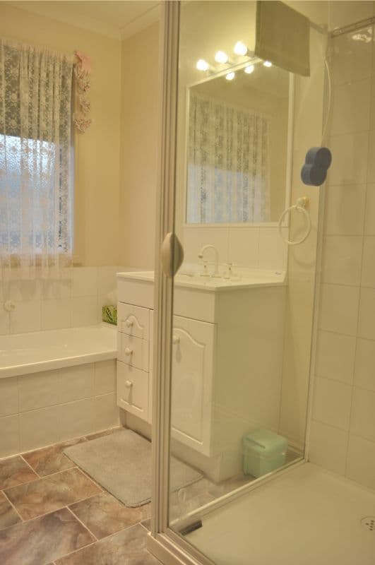 4 Turner Drive, WARRNAMBOOL VIC 3280, Warrnambool - Thumbnail 5