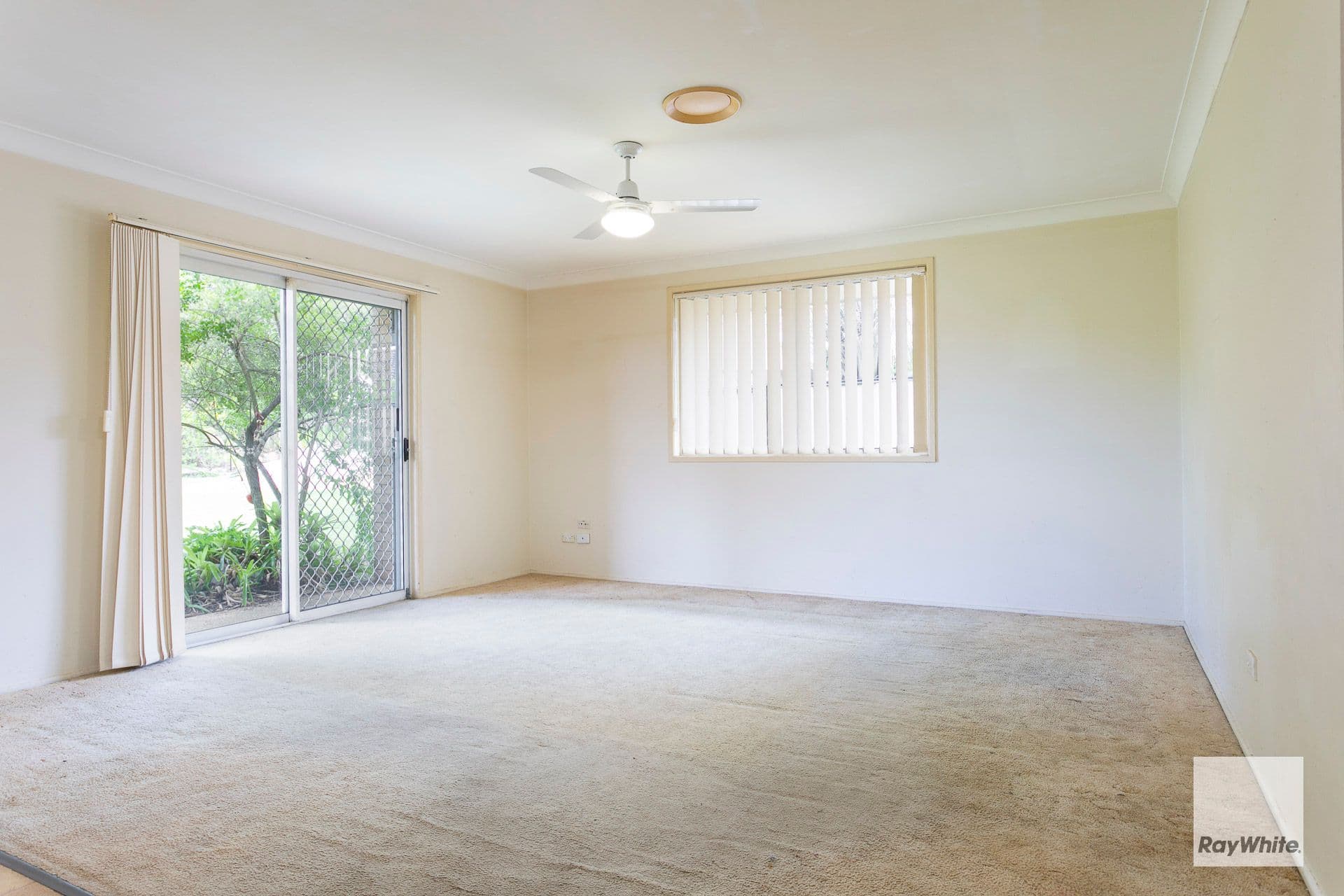 8 Hettwer Court, Victoria Point QLD 4165, Victoria Point - Thumbnail 2