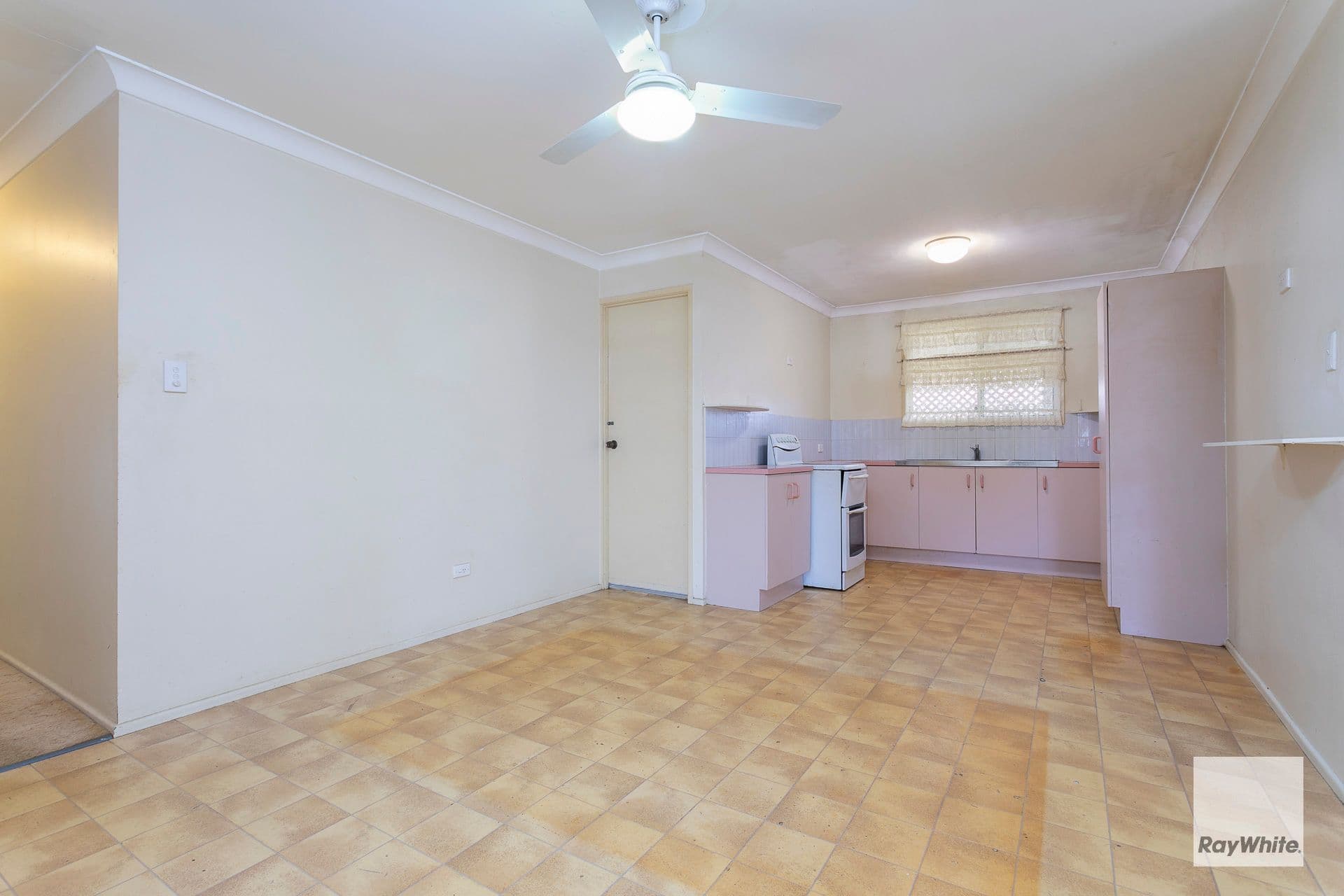 8 Hettwer Court, Victoria Point QLD 4165, Victoria Point - Thumbnail 4