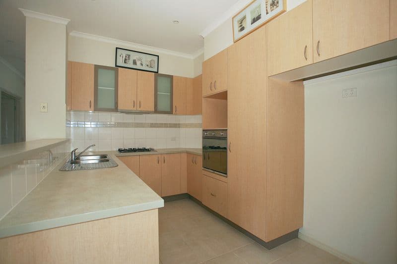 45 Amhurst Drive, NARRE WARREN SOUTH VIC 3805, Narre Warren South - Thumbnail 7