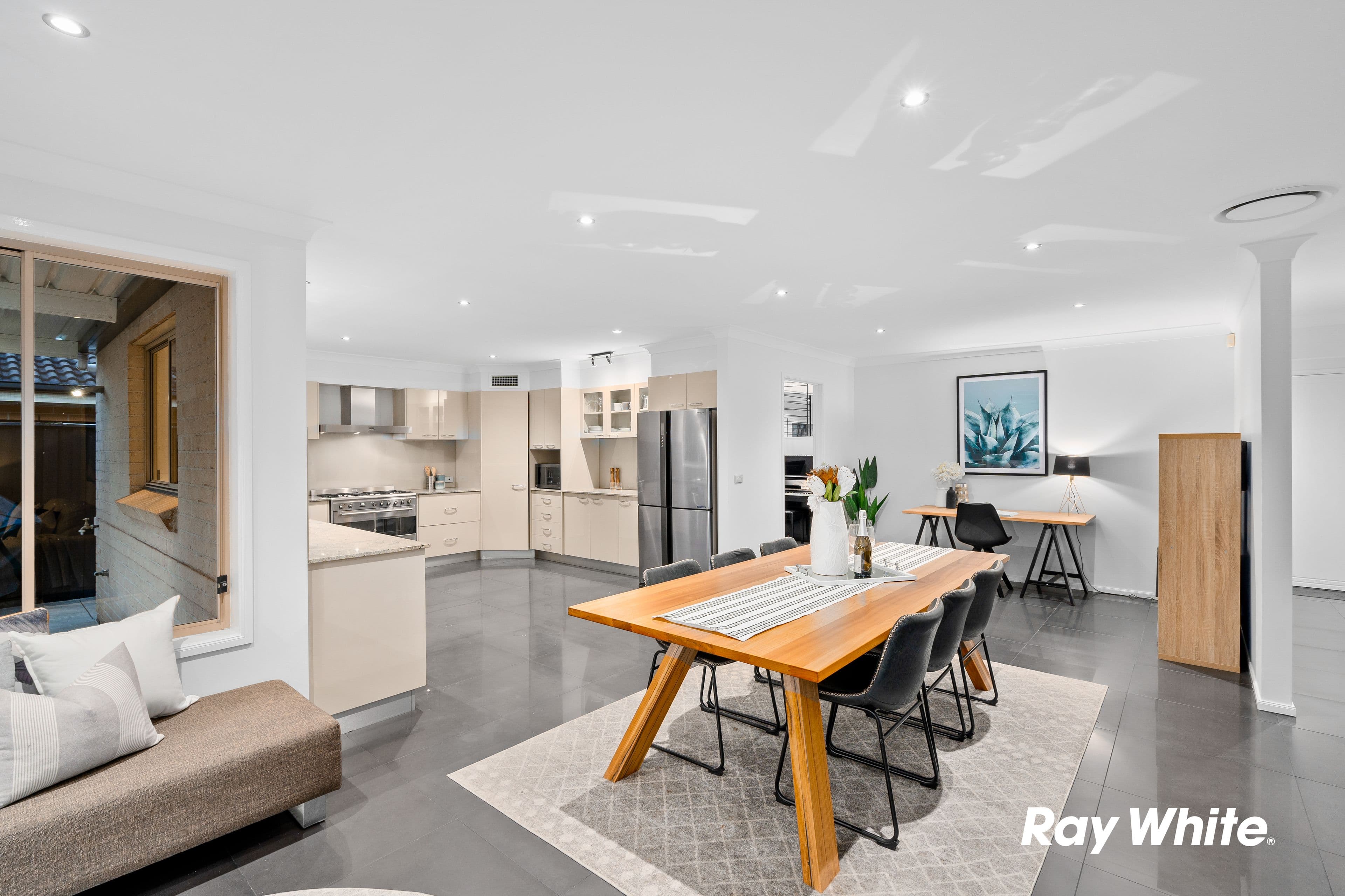 3 Epsam Avenue, Stanhope Gardens NSW 2768, Stanhope Gardens - Thumbnail 2
