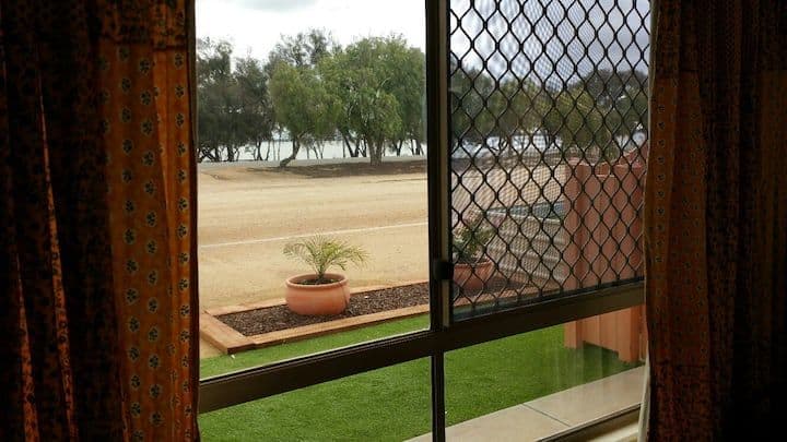 32 Queen Elizabeth Drive, Barmera SA 5345, Barmera - Thumbnail 4
