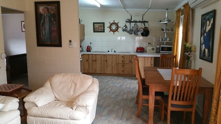 32 Queen Elizabeth Drive, Barmera SA 5345, Barmera - Thumbnail 6