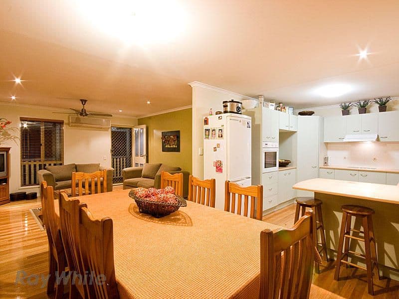 28 Paramount Drive, Warner QLD 4500, Warner - Thumbnail 2