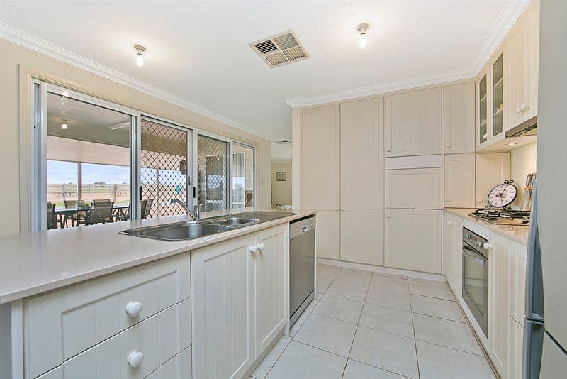 64 Harris Road, DUBLIN SA 5501, Dublin - Thumbnail 2