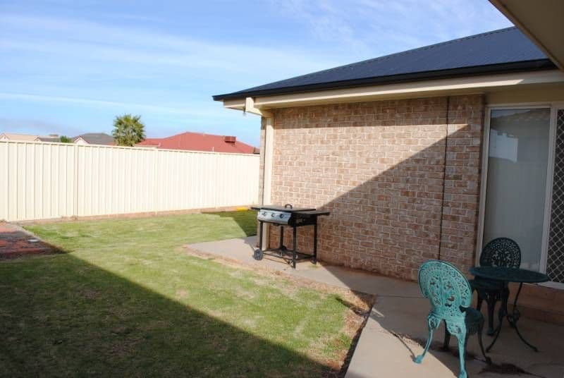 15 Montrose Drive, GRIFFITH NSW 2680, Griffith - Thumbnail 3