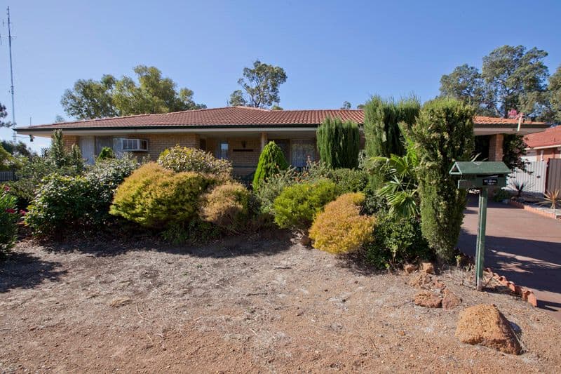 90 Grove Road, LESMURDIE WA 6076, Lesmurdie - Thumbnail 2