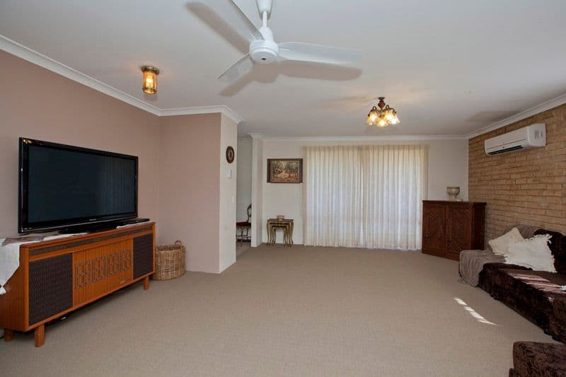 90 Grove Road, LESMURDIE WA 6076, Lesmurdie - Thumbnail 3