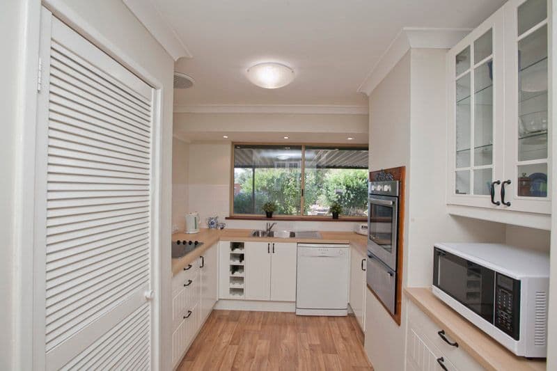 90 Grove Road, LESMURDIE WA 6076, Lesmurdie - Thumbnail 7